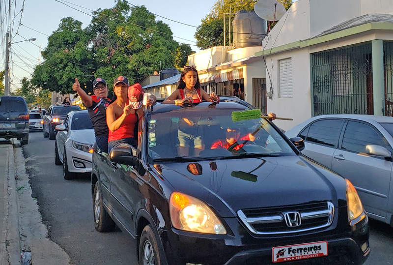 La Joya celebra 6ta corona del Baloncesto de Santiago Rodríguez (vídeo+fotos) 2 La Joya campeon 2021 1
