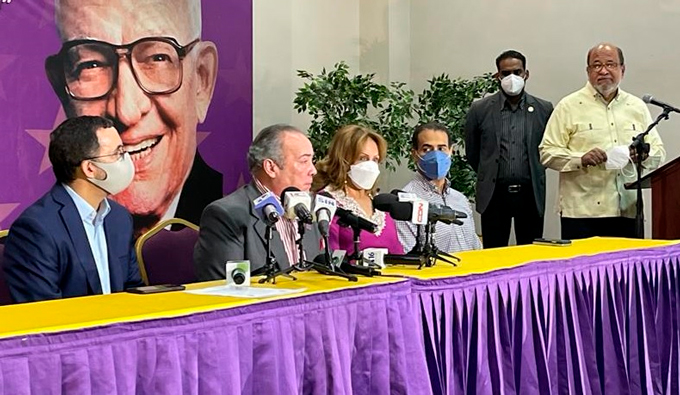 El PLD denuncia campaña oficial para desacreditar sus gobiernos