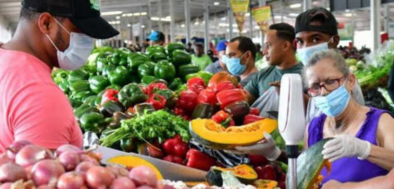 Ministro garantiza abundancia productos agrícolas en Navidad