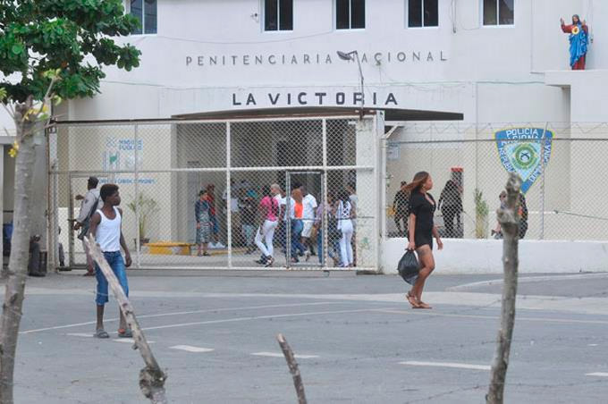 Cierran los recintos carcelarios para proteger a los reos del Covid-19 y la influenza