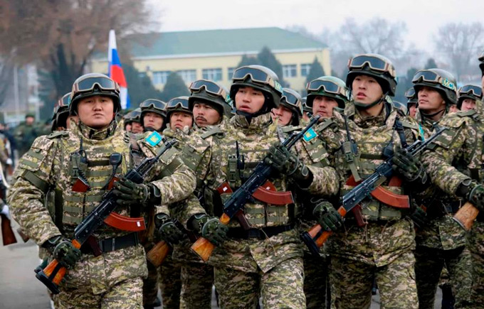 Militares OTSC en Kazajistan FE