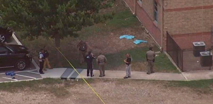 Aumentan a 16 los muertos, entre ellos 14 niños, en tiroteo en escuela de Texas