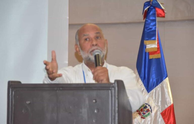 Presidente de la ADP culpa al Minerd y al Mescyt de la cuestionable preparación de docentes