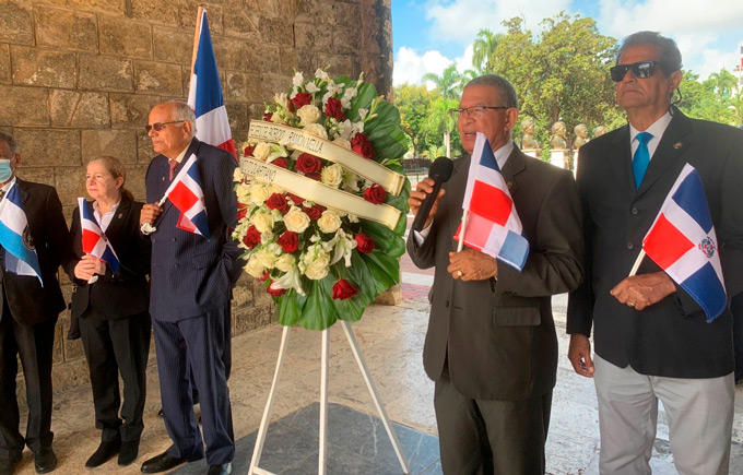 Ven ilegal acuerdo Industriales de Santiago y el Consulado haitiano