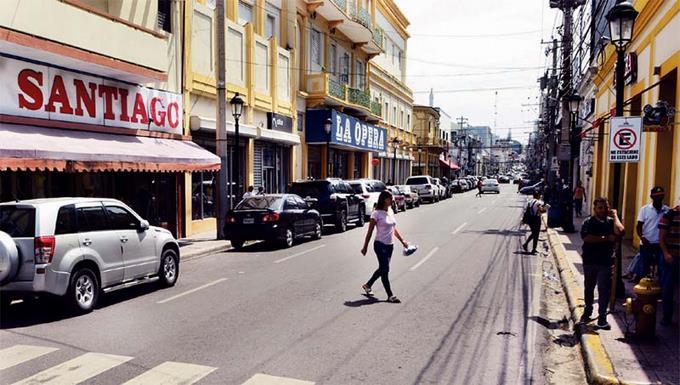 Adolescentes de 14 a 17 años asaltan a mujeres en Santiago