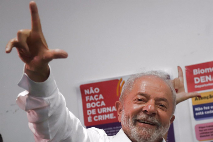 Luiz Inacio Lula da Silva gana FE