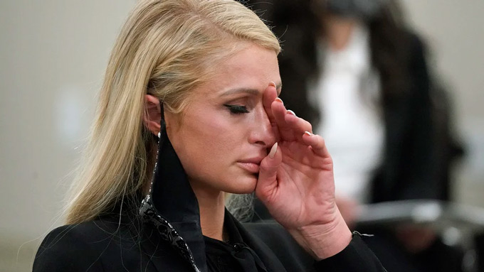 Paris Hilton relató que fue abusada sexualmente cuando la enviaron a una escuela secundaria de Utah