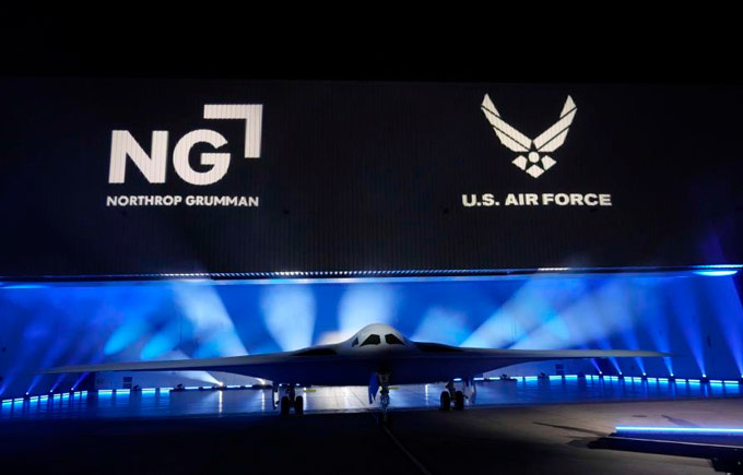 Estados Unidos presenta su nuevo bombardero furtivo, el B-21 Raider