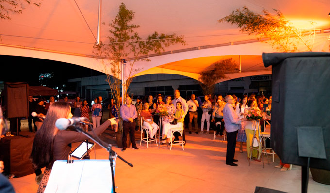 COOPSANO realiza encuentro navideño con socios y comunicadores de Santiago