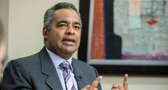 Gobierno advierte no permitirá oposición «torpedee» fideicomiso