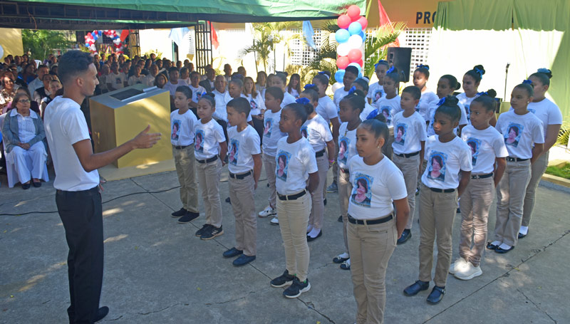 Escuela Beatriz Rodriguez de Quinones 13