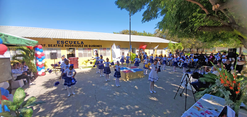 Escuela Beatriz Rodriguez de Quinones 38
