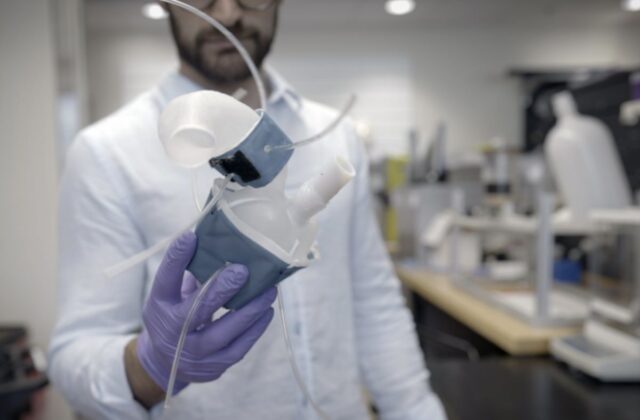El MIT crea un corazón impreso en 3d que funciona como uno real 1 corazon impreso en 3D e1677340431853