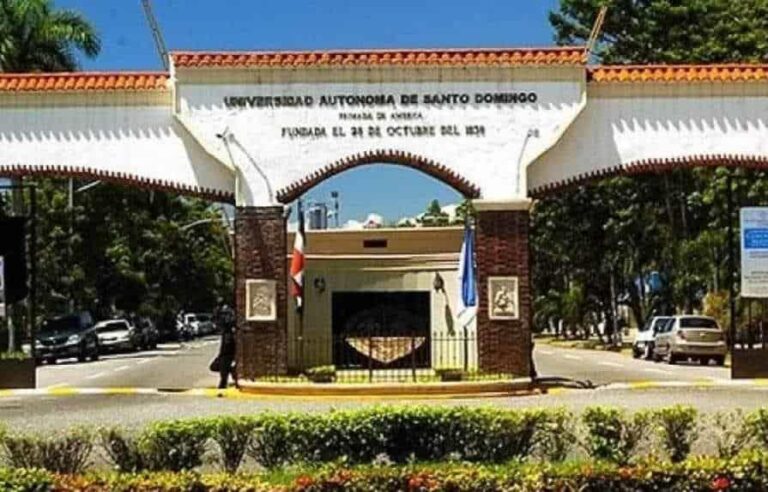 Educación sigue siendo la carrera más demandada en la UASD 2 Educación sigue siendo la carrera más demandada en la UASD