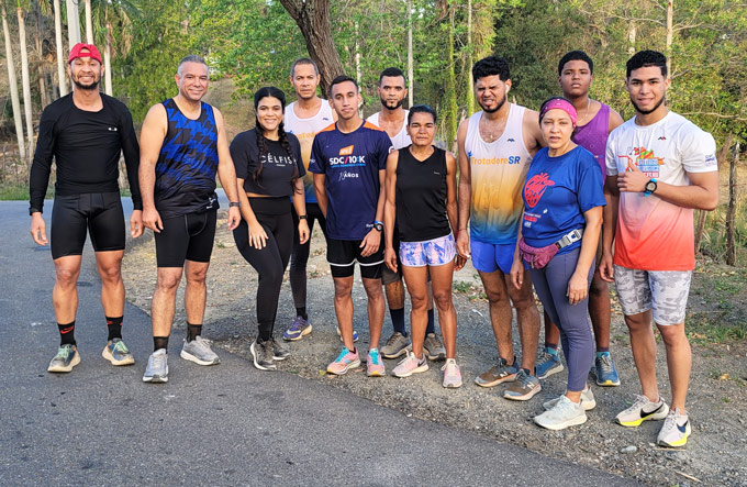 Correr en la tercera edad: cómo el running puede mejorar la calidad de vida de los adultos mayores 1 TrotadoreSR Guanal abril 2023 9