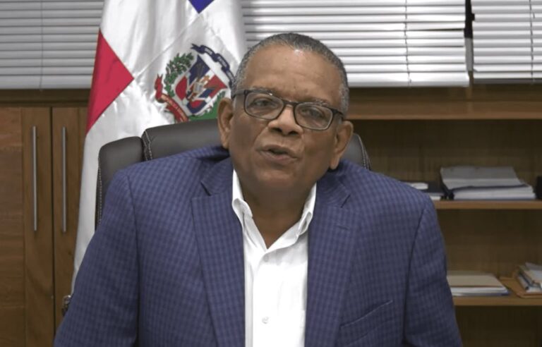 Director de Migración revela en RD hay cinco de los 39 haitianos con impedimento de entrada 1 Director de Migración revela en RD hay cinco de los 39 haitianos con impedimento de entrada