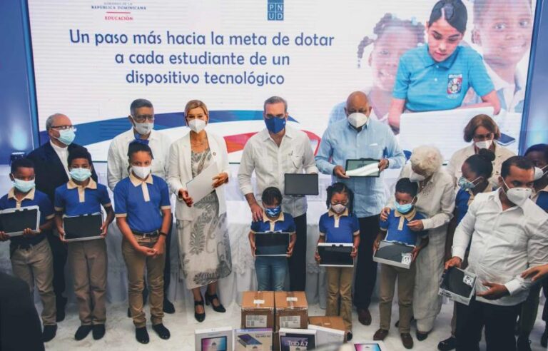 Más de 280 mil dispositivos comprados al PNUD siguen en un almacén