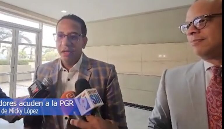 (Vídeo) Comunicadores reafirman fueron amenazados por Micky López