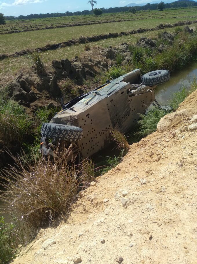 (VIDEO) Miembros del Ejército resultan heridos tras volcarse buggy en que viajaban en Dajabón 1 ejercito e1694524402919