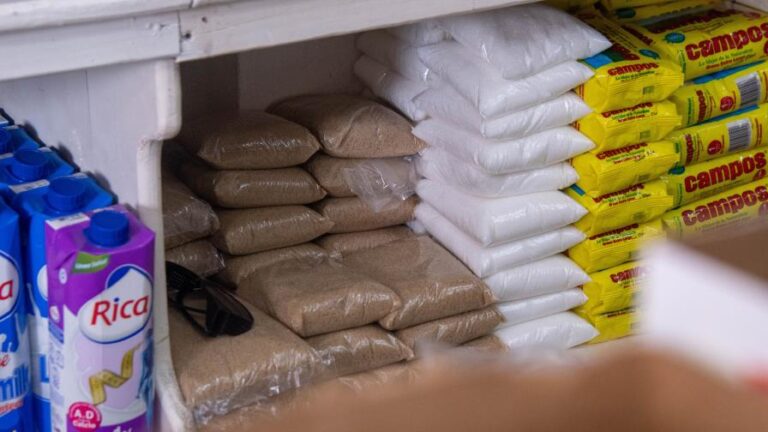 Precios del azúcar aumentan entre 4.21 % y 40.93 % en un año