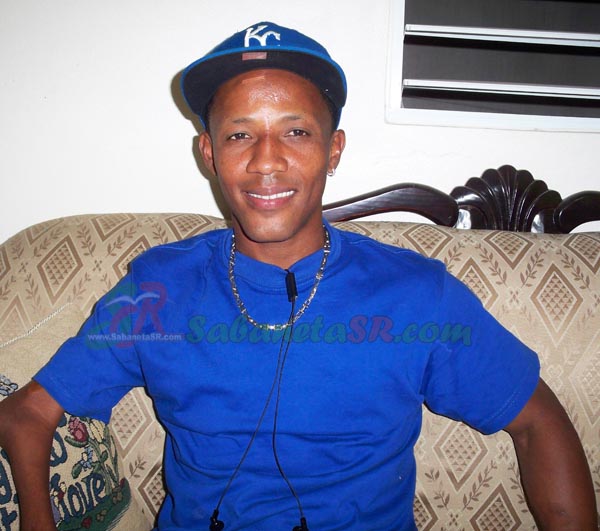 Joven de Santiago Rodríguez descolla en el deporte pese a tener un solo brazo 1 Wilson Aracena Noco Dic 2010