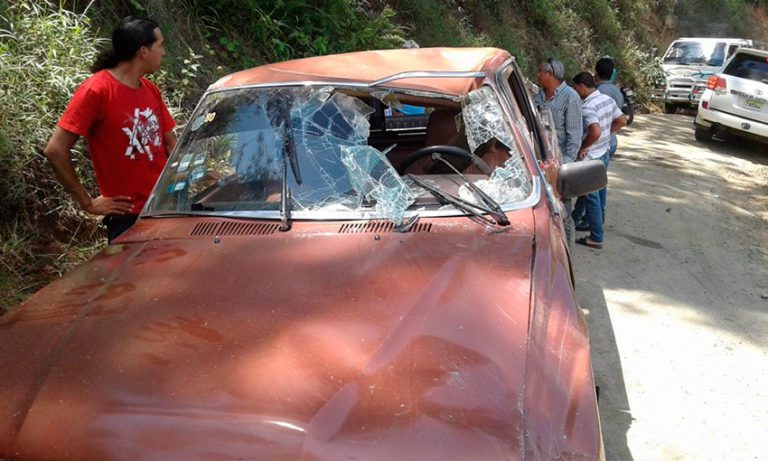 En Santiago Rodríguez 2 muertos y varios heridos en accidente 2 En Santiago Rodríguez 2 muertos y varios heridos en accidente