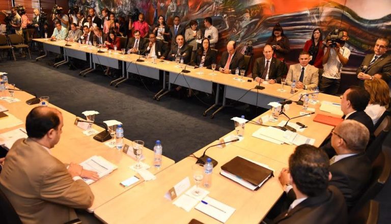 El Banco Central de Rep. Dom. inyectará US$275 millones al mercado de divisas 4 El Banco Central de Rep. Dom. inyectará US$275 millones al mercado de divisas