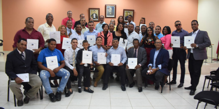 INDENOR y el INFOTEP entregan certificados cursos a comunicadores en Montecristi 2 INDENOR y el INFOTEP entregan certificados cursos a comunicadores en Montecristi