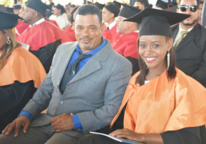 UASD: Centro Mao gradúa 324 nuevos profesionales 17 UASD graduacion 2017 graduandos 27