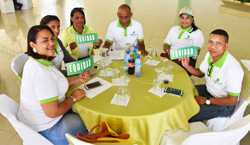 Coopsano realiza primer encuentro distrital del 2018 6 Coopsano presentacion Trabajo distrilales 2017 6