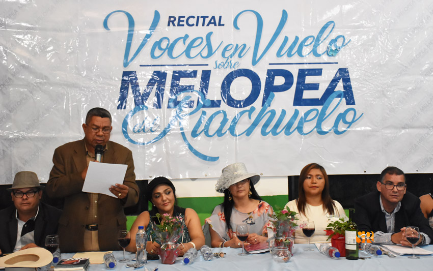 II festival “Recital Voces en Vuelo sobre Melopea del Riachuelo” (Fotos+vídeos) 35 II Recital Voces Vuelo sobre MELOPEA Riachuelo 22