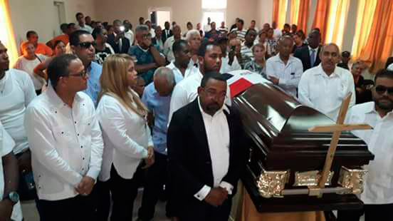 Dan un último adiós a Demetrio Senfleur Ex-gobernador y ex alcalde de Dajabón 1 Dan un último adiós a Demetrio Senfleur Ex-gobernador y ex alcalde de Dajabón