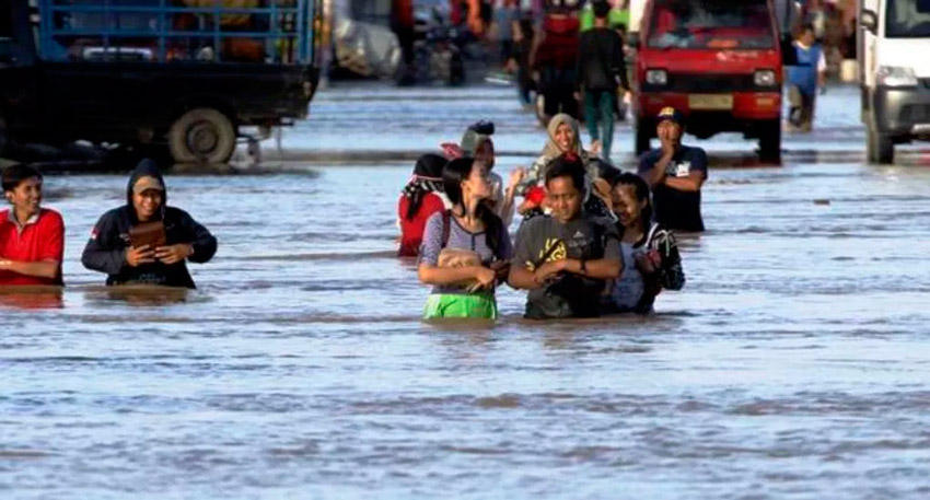 Al menos 17 muertos y 9 desaparecidos por inundaciones en Indonesia 1 Indonesia inundaciones FE