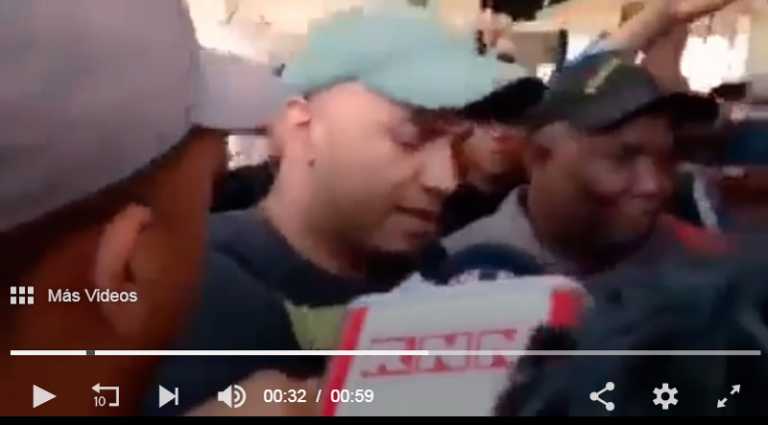 Kanqui sale brincando y celebrando de la audiencia que lo mandó por tres meses a prisión 3 Kanqui sale brincando y celebrando de la audiencia que lo mandó por tres meses a prisión