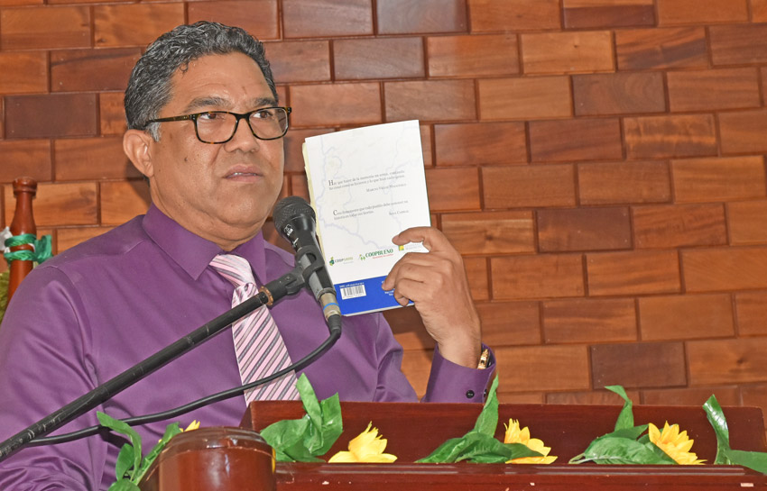 Papo Fernández puso en circulación libro, “Historia de la Provincia Santiago Rodríguez” (+vídeos) 1 Papo Fernandez Historia Prov Santiago Rodriguez 1