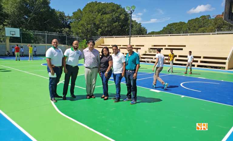 ISM pinta cancha Liceo Marino Almonte 4 ISM pinta cancha Liceo Marino Almonte