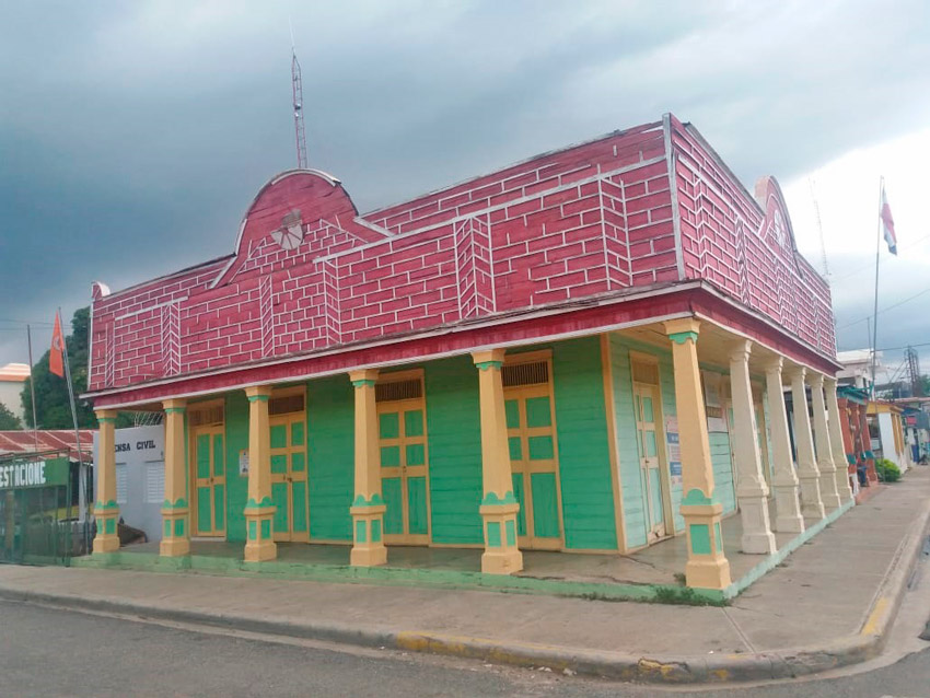 Los últimos vestigios de las Casas Victorianas en Sabaneta 5 Casa Ayuntamiento viejo Las Mercedes Dr Gomez Ricardo
