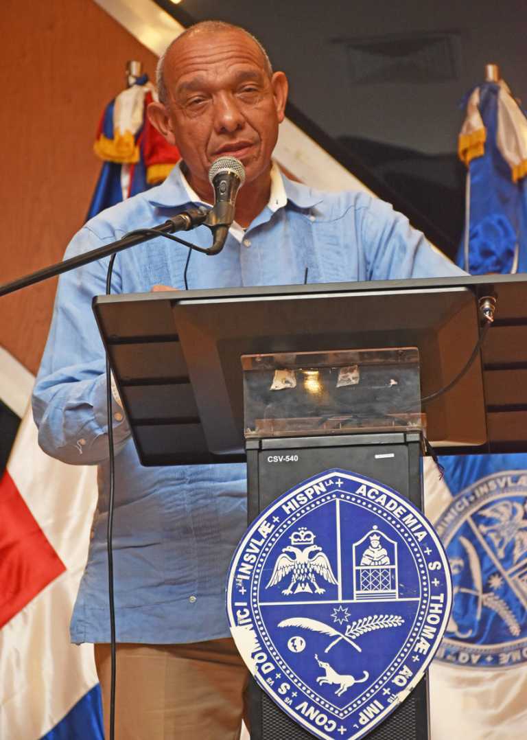 Miguel Poueriet diserta magistral conferencia en la UASD 4 Miguel Poueriet diserta magistral conferencia en la UASD