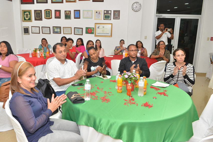 ISM imparte charla “Crianza con ternura” para fortalecer relaciones familiares 3 ISM Crianza ternura 2