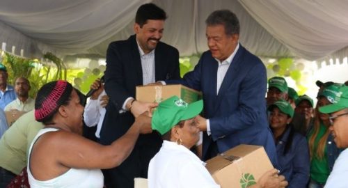 Leonel saluda las fiestas y dice su partido gobernará el país en el 2020 1 Leonel cajas e15