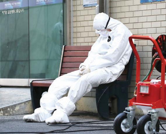 La epidemia del coronavirus, una lucha hasta el cansancio 2 La epidemia del coronavirus, una lucha hasta el cansancio