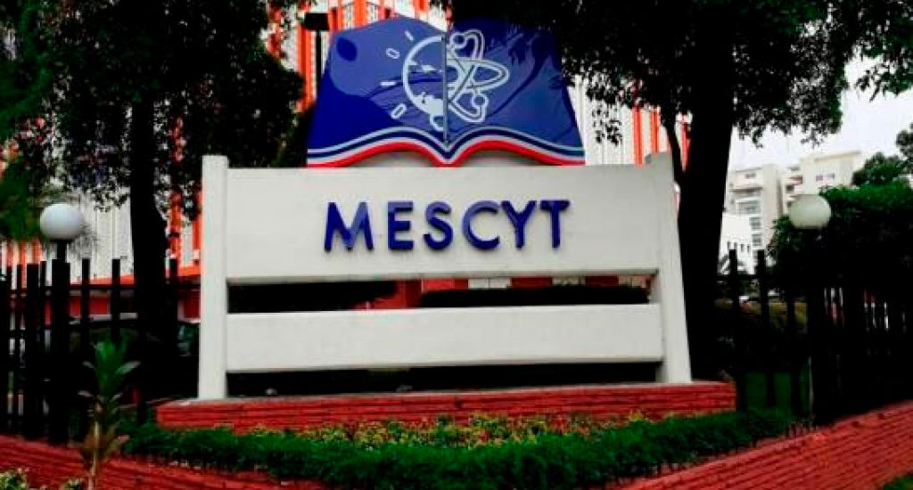 El Mescyt ordena el regreso a clases presenciales en las universidades 1 MESCYT Educacion Superior FE