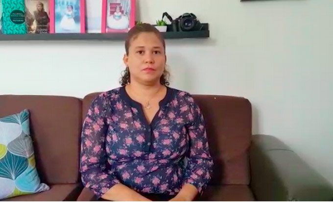 La idílica escena de amor entre una maestra y sus estudiantes (+vídeo) 3 La idílica escena de amor entre una maestra y sus estudiantes (+vídeo)