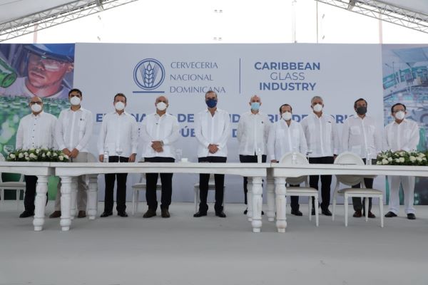Presidente Abinader asegura que RD abre el camino hacia las inversiones 1 inversiones