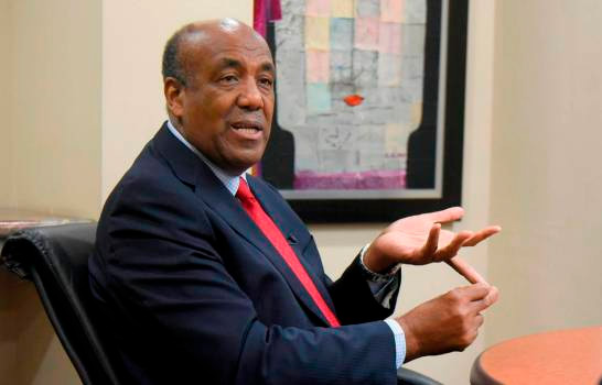 Parientes de expresidente Medina hicieron del sector eléctrico su mejor negocio 3 Antonio Almonte ministro de Energia y Minas FE