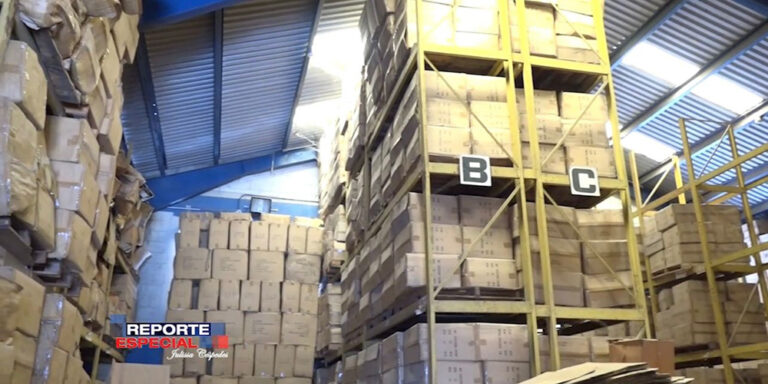 Más de 7 millones de libros, computadoras y materiales escolares comprados con el 4% nunca se entregaron 1 Más de 7 millones de libros, computadoras y materiales escolares comprados con el 4% nunca se entregaron
