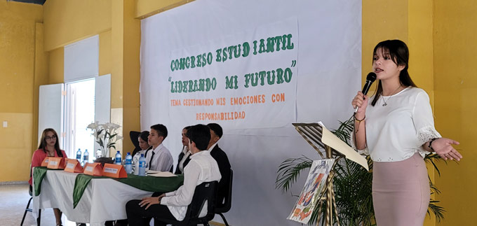 Liceo Marino Almonte organizó congreso estudiantil, "Liderando Mis Emociones" 2 Liceo Marino Almonte congreso Emociones 2023 5