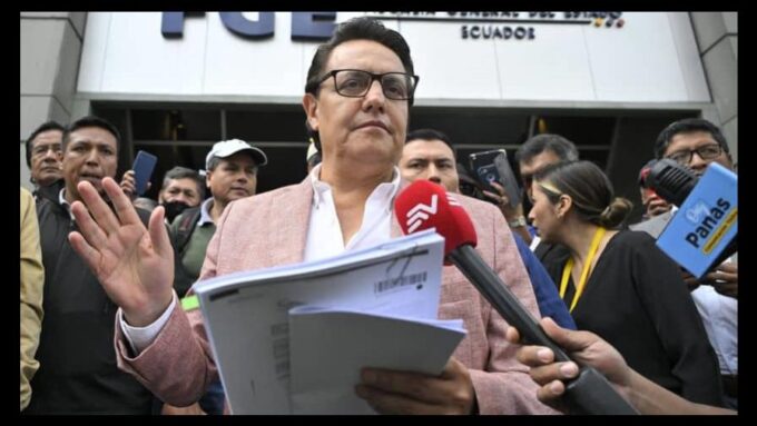 ¿Quién era Fernando Villavicencio, el asesinado candidato presidencial de Ecuador? 1 villacencio e1691669621119