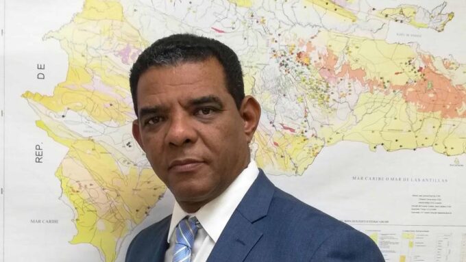 Auditoría señala brecha de más de RD$2 millones en nóminas de la Dirección General de Minería 1 rolando munoz mejia e1694877608612
